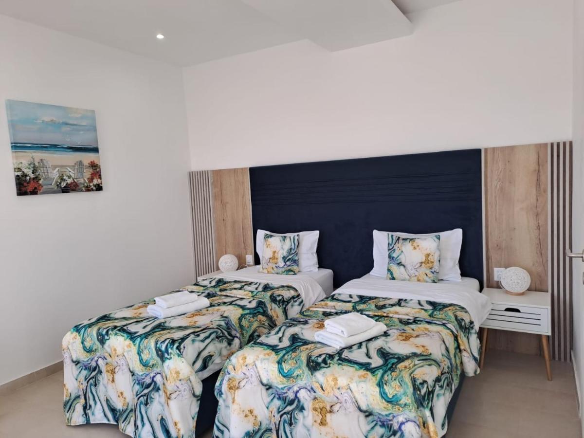 Accent Garden Apartment Deva Luaran gambar